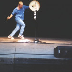 Séan: "Just call me Air McCann, look at me go! I'm dancin'! I'm DANCIN'!"
Bob: .oO (Cripes, now he's starting to sound like Alan...)