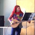Dara does "Anarchy Now"! For those of you who've read Faerie Blood, it's Kendis telling the Courts of the Sidhe what they can do with themselves. A song about MY books! I'm so PROUD. <3